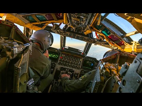Life Inside Dangerous US City in The Sky: B-52 Stratofortress Bomber