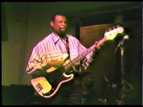 Melvin Gibbs bass solo #1 w/ The Sonny Sharrock Quartet