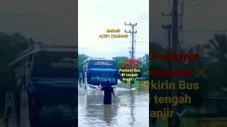 Download lagu Bus Kurnia terobos banjir di Aceh Tamiang| mp3 Download lagu Bus Kurnia terobos banjir di Aceh Tamiang| mp3