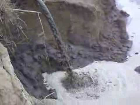 Poluare pe Dunare-Tichilesti Braila-03.01.2014