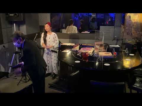 Emi(Vo&Pf)DennisLambert(Pf)/銀座バーブラLIVE 2022.11.24