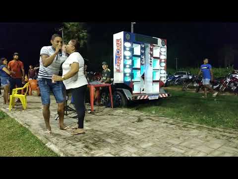 alecio Santos na areninha viola.  no muriti em crato-ce