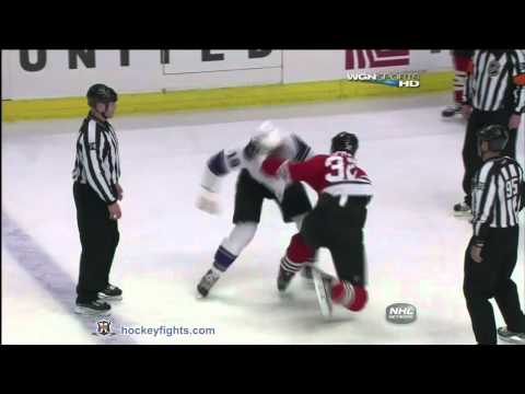 Kevin Westgarth vs John Scott Dec 19, 2010