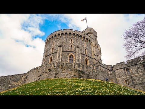 Secrets of the Royal Palaces S03E03 - Windsor Castle - History Xtra