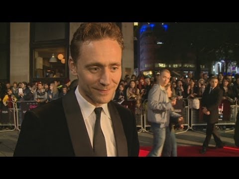 湯姆-希德勒斯頓採訪。我們在 "只剩戀人 "首映式上討論吸血鬼問題 (Tom Hiddleston interview: We talk vampires at Only Lovers Left Alive premiere)