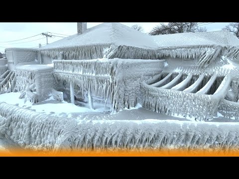 AMERICANS FREEZE!  Winter Storm Leaves Dozens Dead in the U.S. and Canada