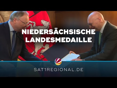 Niedersächsische Landesmedaille für Chemie-Nobelpreisträger Stefan Hell