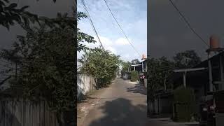 Download lagu Mentahan video motor di jalan sepi pagi hari #mentahan #pagihari #shortsvideo mp3