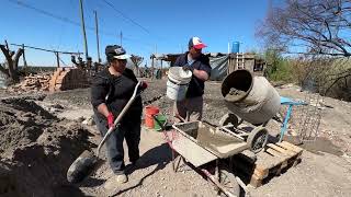 Una familia reconstruye su casa tras el incendio de Pocito y piden colaboración