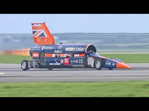 World's FASTEST Vehicle 1,000MPH Bloodhound SSC First Public Slow Runs - YouTube
