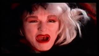 Download lagu UK Rental VHS Trailer Reel: Gone Fishin' (1998 Hollywood Pictures Home Video) mp3