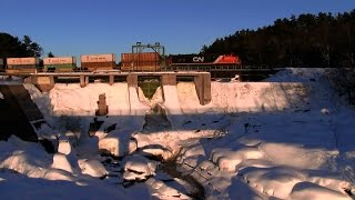 preview picture of video 'CN 8842 at Parry Sound (02FEB2015)'