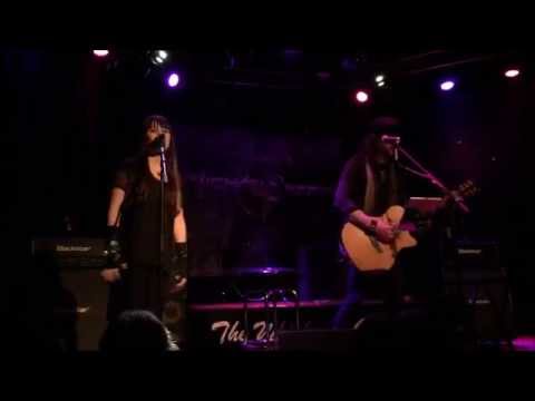 Gabriela & Michael Sweet LIVE - "Baby, I Love Your Way" (a Peter Frampton cover)