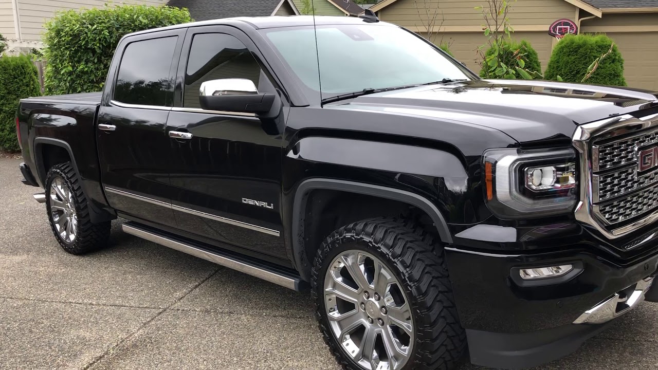 GMC 2017 Sierra Denali w/ Atturo Trail Blade M/T Tires