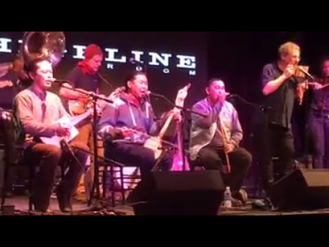 Hazmat Modine and The Alash Ensemble - tuvan throat singing