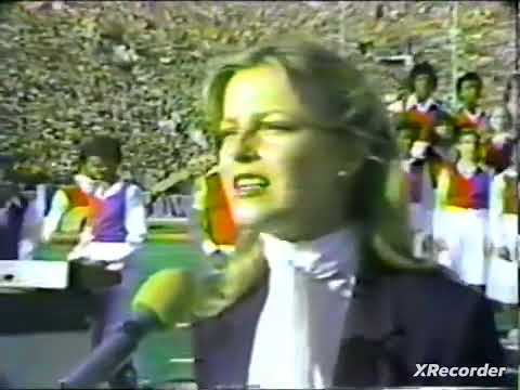 Superbowl XIV (1980) - Cheryl Ladd sings the National Anthem of the U.S.A.