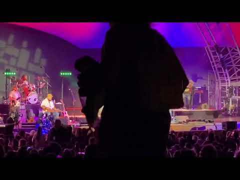 Home in the Islands - Henry Kapono, Robert Cazimero & Friends