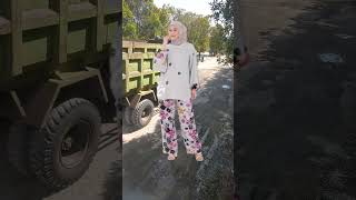 Download lagu one set agata mp3