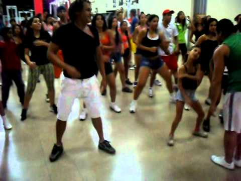 Aquecimento MC Jenny! Academia KZV