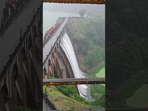 DIQUE ESCABA DRENA POR SUS COMPUERTAS TRAS LAS LLUVIAS EN TUCUMÁN, ARGENTINA #inundaciones #temporal