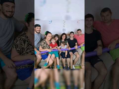 Couch potatoes 🤣🛋️🥔🤣🎥 #friends #funny #vacation #together #human #simpsons