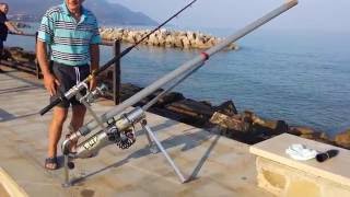 Genio, cannone spara l'esca a 300 m per pescare spigole orate polipi ecc  Sand baster baite caster