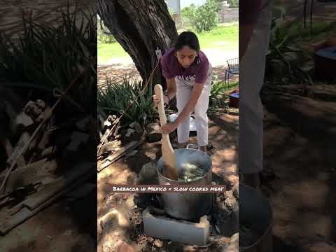 Wait! What?! Mexican BBQ is not the same than in USA. #barbacoa #bbq #mexicanfood #foodie #