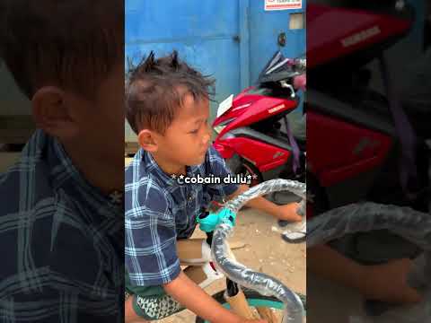 Keadaan sepeda Lutvi udah parah banget