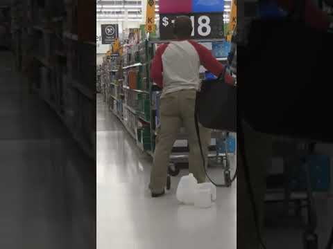 Clipping water jug on stranger #Haha😭😭@ChristianCaniff @MyhouseIsDirty #Shorts