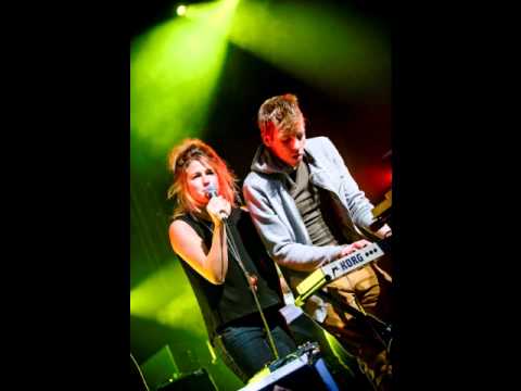 AKS ft Selah Sue - Crazy Vibes (Remix).wmv