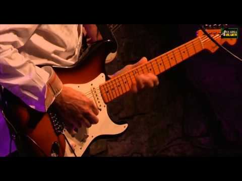 (OFFICIAL) Eric Johnson band @ Accadia Blues 2012 - "Manhattan" - 21/07/2012