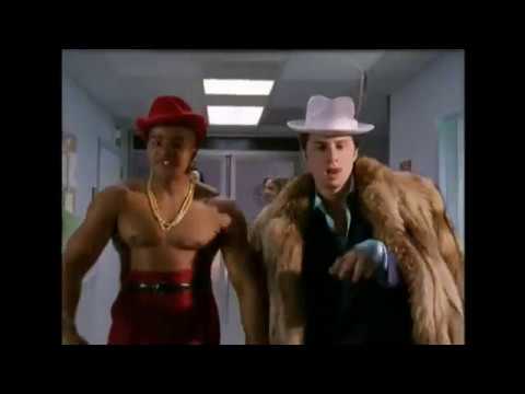 Scrubs - Surgeon Pimp Strut