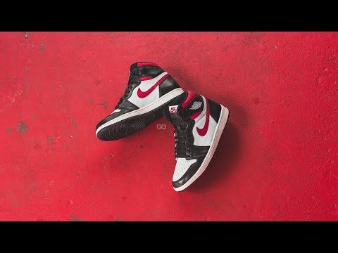 Aj1 gym top red on feet