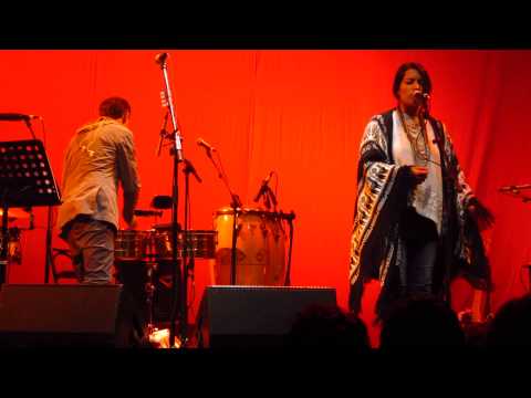 Sacar la voz - Ana Tijoux y Jorge Drexler, Chile 2014