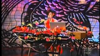 Imogen Heap &quot;Goodnight and Go&quot; on Leno 4/28/06