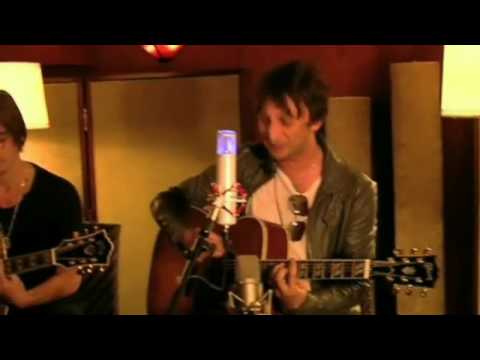 JET - Are You Gonna Be My Girl [Acoustic] [HD]