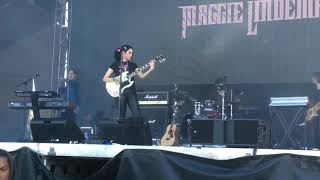Maggie Lindemann-Friends Go (live)