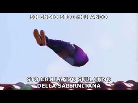 Silenzio sto chillando, sto chillando sull'inno della Salernitana.