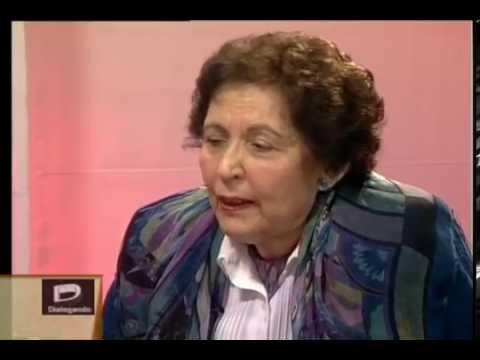 Dialogando "Tradiciones, folklore y literatura"