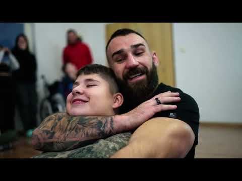 Buď svoj hrdina: pomôž nám šíriť osvetu a bojovať proti šikane