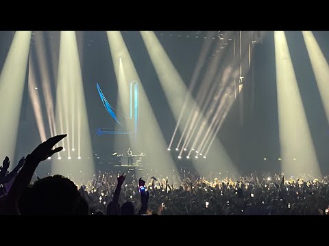 KSHMR - The People (T. Tumpet) & Epic (Garmiani) Live Ibiza Experience Accor Arena Paris 28.04.2023