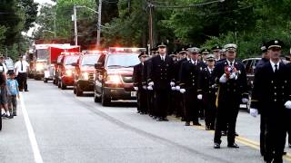 preview picture of video '2012 Montrose, NY Fireman's Parade (1)'