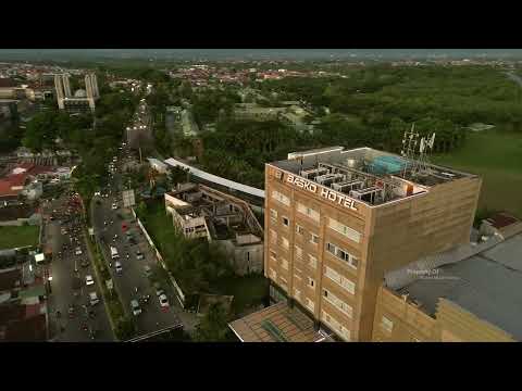 Keindahan Harmoni: Air Tawar & Kereta Api di Dekat Hotel Basko | 1 Menit Ketenangan