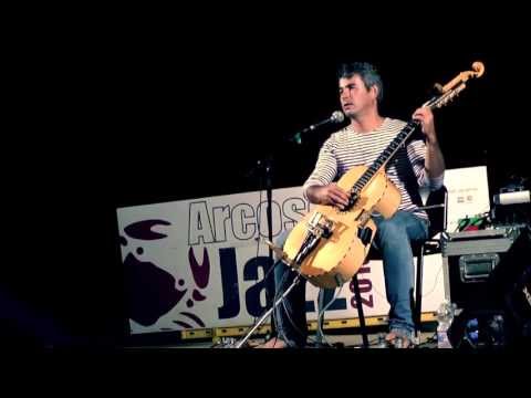 La chitarra di Paolo Angeli (spiegata da Paolo Angeli)