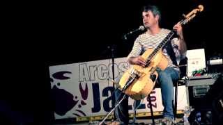 La chitarra di Paolo Angeli (spiegata da Paolo Angeli)