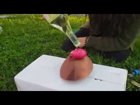 I VULCANI (e come costruire un piccolo vulcano fai da te)