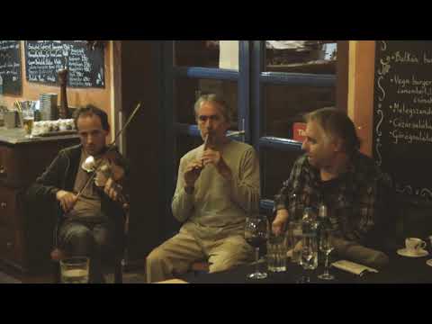 Gyimesi örömzene és nótázás minden második hétfőn!