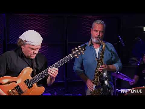 Søren Lee, Thomas Hass and Brian Melvin plays LOVE by John Coltrane