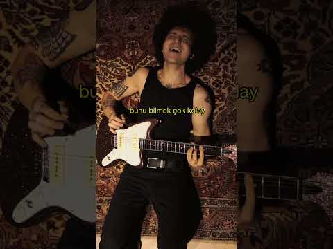 Batu Akdeniz - Bi’ Kız Var (Lyric Video)