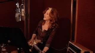 Bonnie Raitt -- Gypsy In Me (From the Recording Studio)
